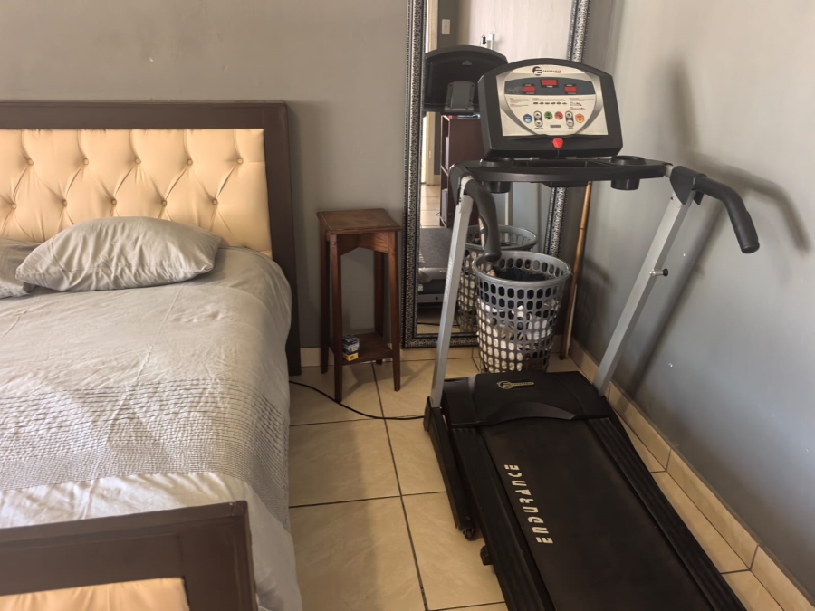 3 Bedroom Property for Sale in Roodepoort North Gauteng