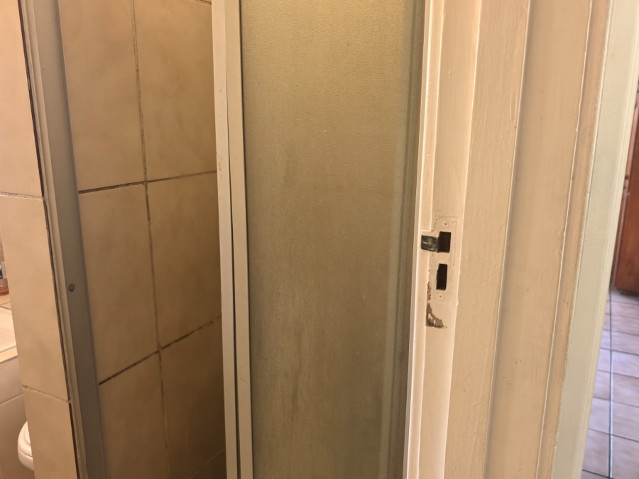 3 Bedroom Property for Sale in Roodepoort North Gauteng