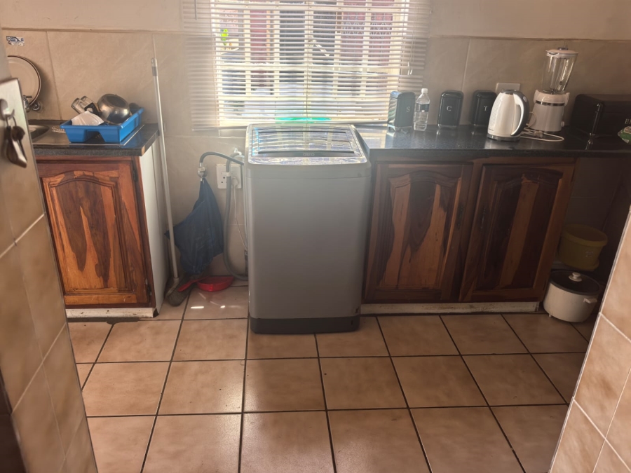 3 Bedroom Property for Sale in Roodepoort North Gauteng