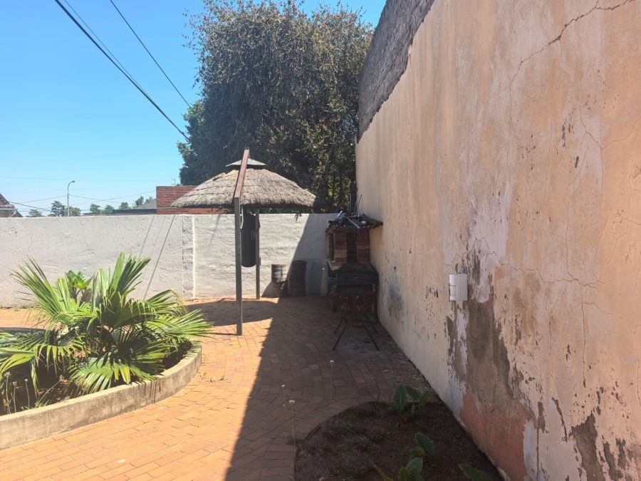 3 Bedroom Property for Sale in Roodepoort North Gauteng