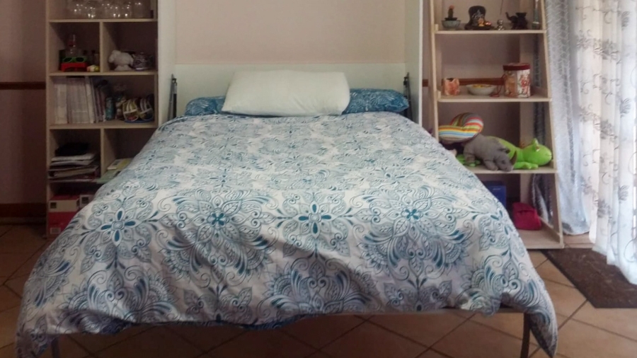 1 Bedroom Property for Sale in Carlswald Gauteng