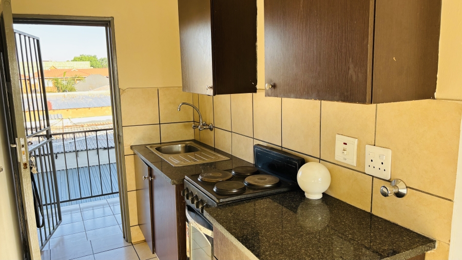 To Let 2 Bedroom Property for Rent in Kempton Park Central Gauteng