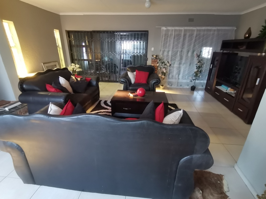 3 Bedroom Property for Sale in Mayberry Park Gauteng