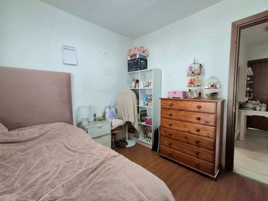 2 Bedroom Property for Sale in Hurlyvale Gauteng