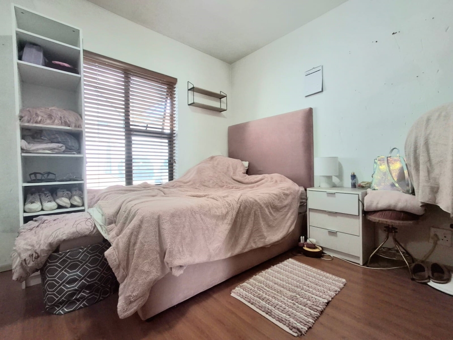 2 Bedroom Property for Sale in Hurlyvale Gauteng