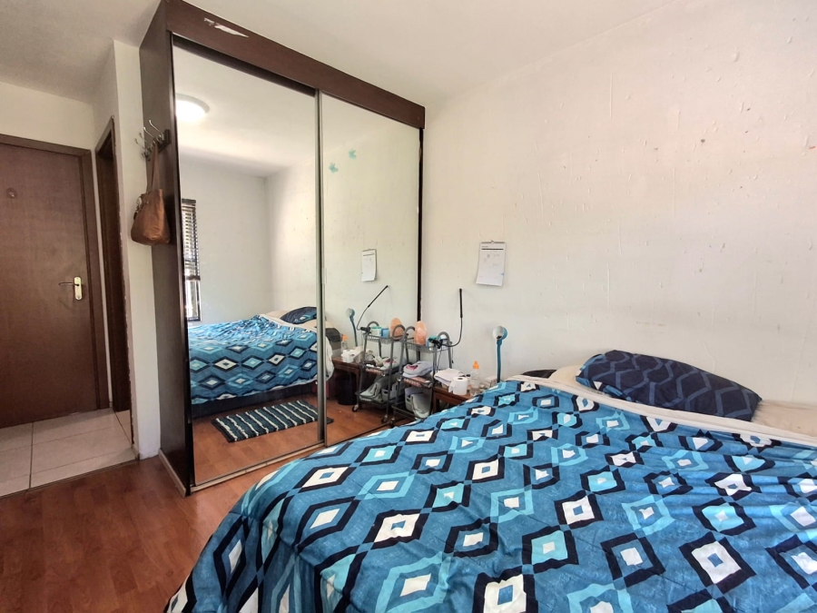 2 Bedroom Property for Sale in Hurlyvale Gauteng