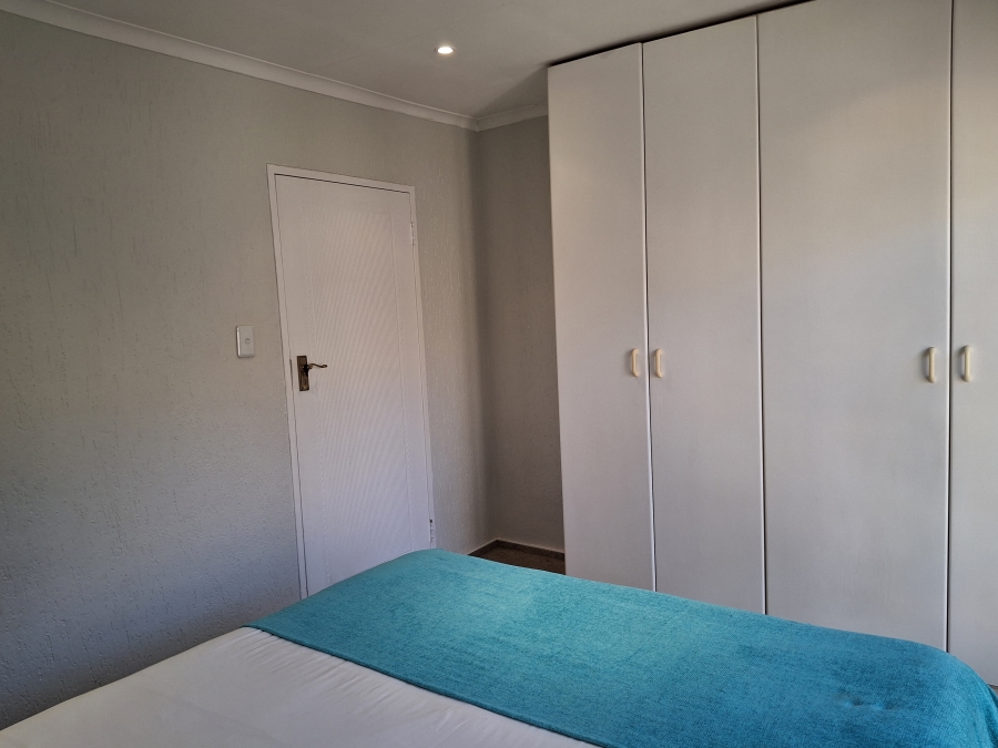 7 Bedroom Property for Sale in Meyersdal Gauteng