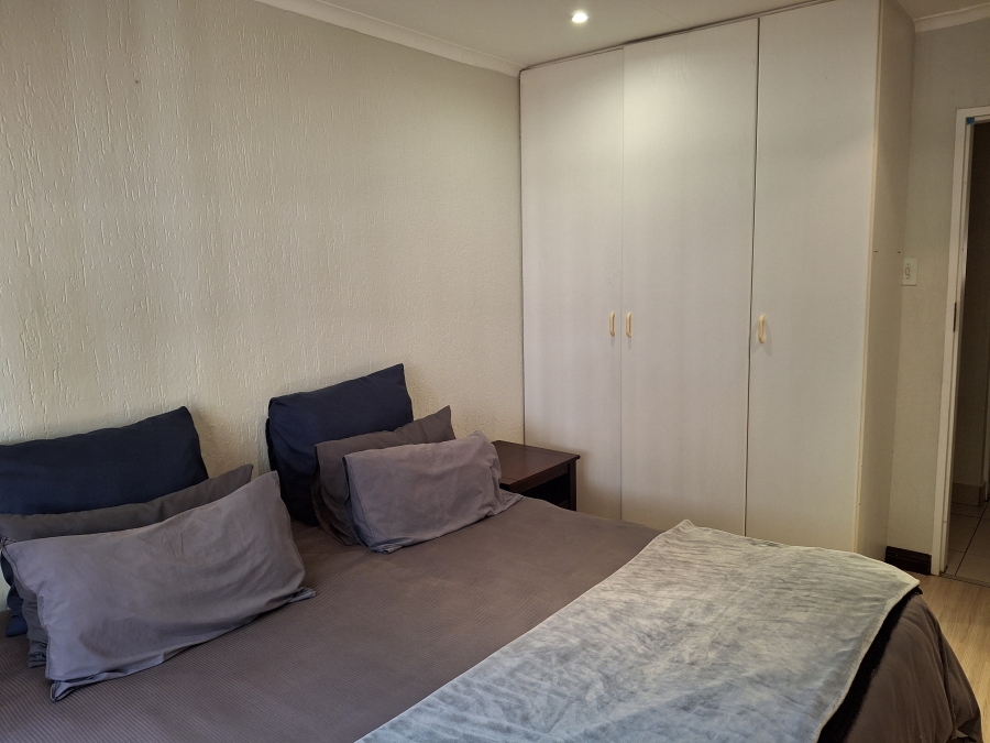 7 Bedroom Property for Sale in Meyersdal Gauteng