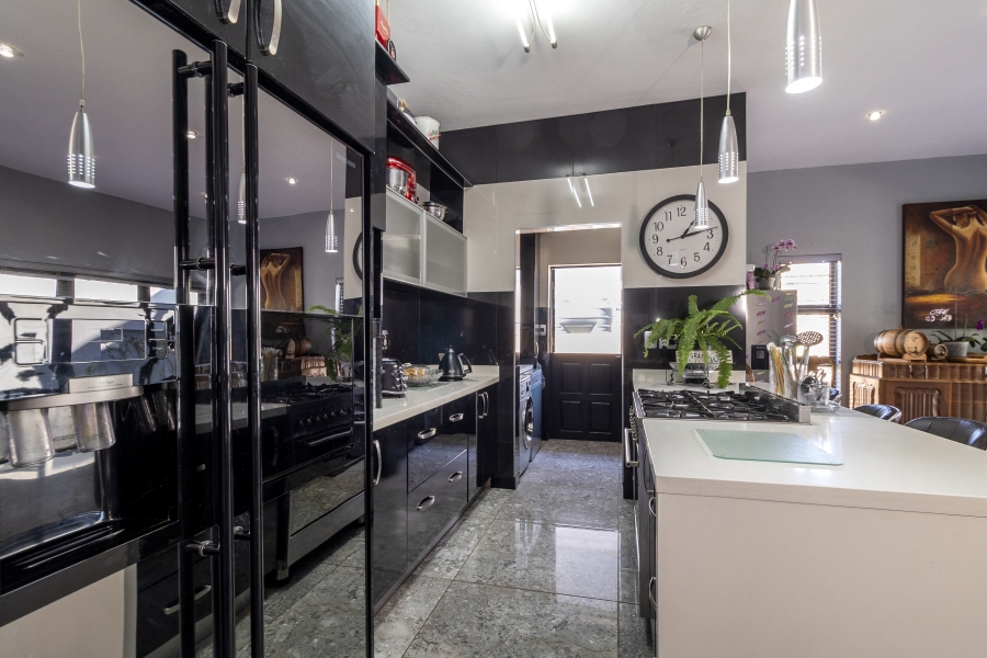 3 Bedroom Property for Sale in Olympus AH Gauteng