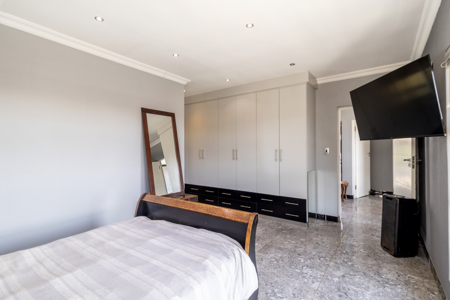 3 Bedroom Property for Sale in Olympus AH Gauteng