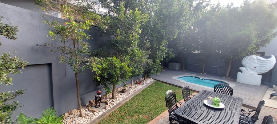 3 Bedroom Property for Sale in Olympus AH Gauteng