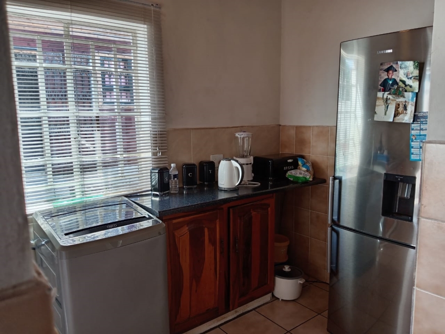 3 Bedroom Property for Sale in Roodepoort North Gauteng