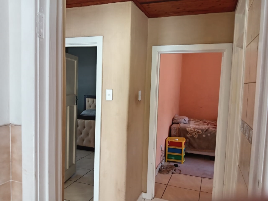 3 Bedroom Property for Sale in Roodepoort North Gauteng