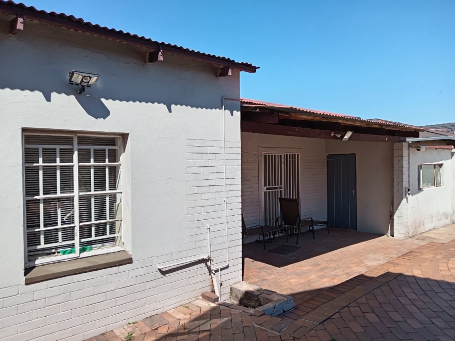 3 Bedroom Property for Sale in Roodepoort North Gauteng