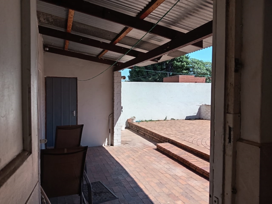 3 Bedroom Property for Sale in Roodepoort North Gauteng