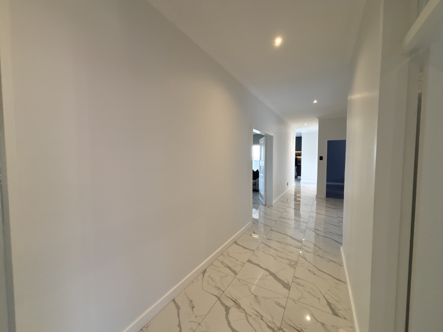 4 Bedroom Property for Sale in Illovo Gauteng