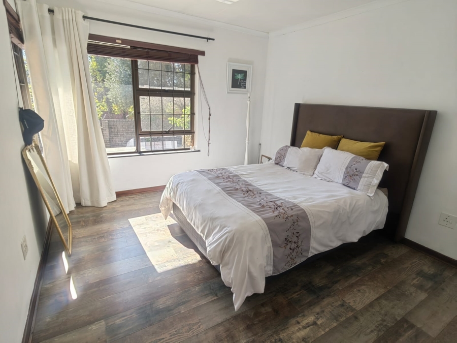 3 Bedroom Property for Sale in Little Falls Gauteng