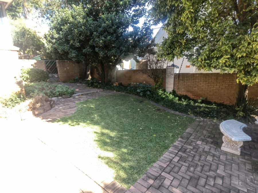 3 Bedroom Property for Sale in Little Falls Gauteng