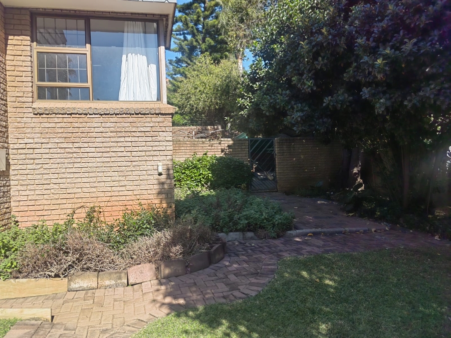 3 Bedroom Property for Sale in Little Falls Gauteng
