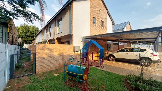 2 Bedroom Property for Sale in Lyttelton Manor Gauteng