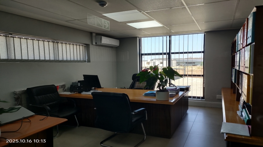 To Let commercial Property for Rent in Strijdom Park Gauteng