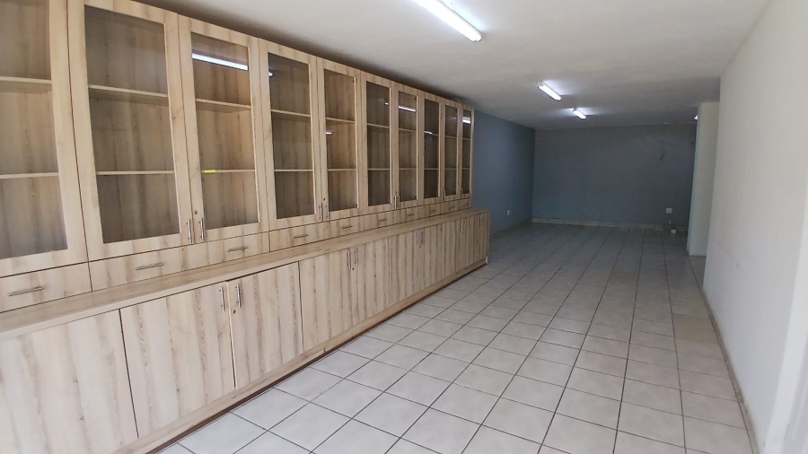 Commercial Property for Sale in Clubview Gauteng