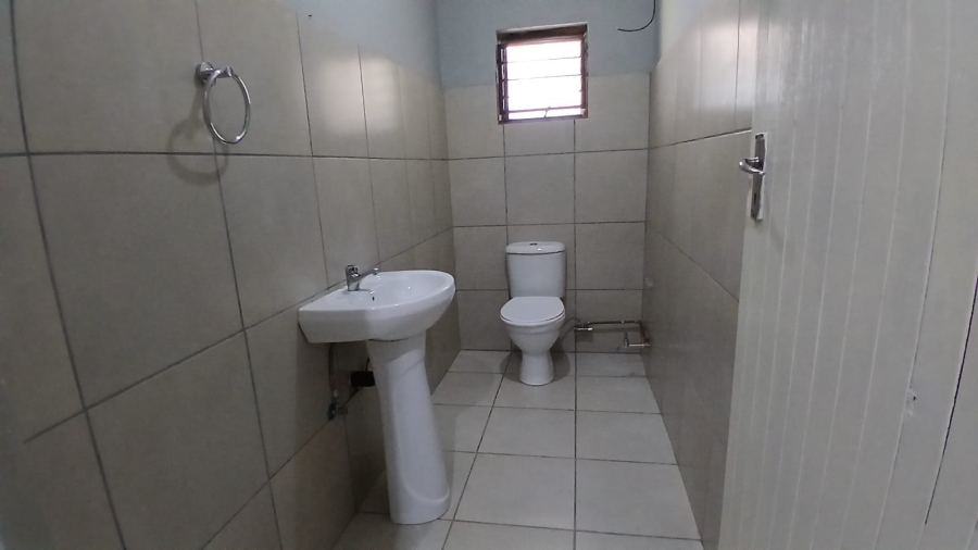 Commercial Property for Sale in Clubview Gauteng
