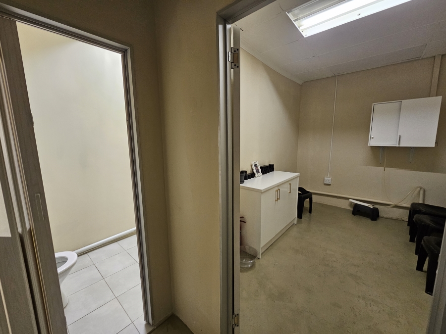 To Let commercial Property for Rent in Rooihuiskraal North Gauteng