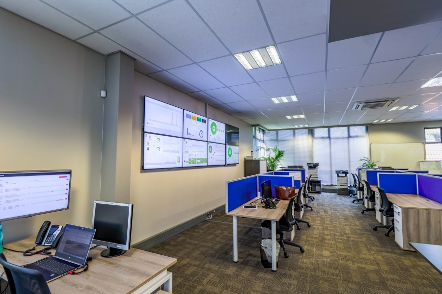 Commercial Property for Sale in Die Hoewes Gauteng