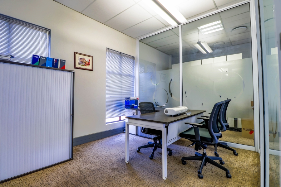 Commercial Property for Sale in Die Hoewes Gauteng