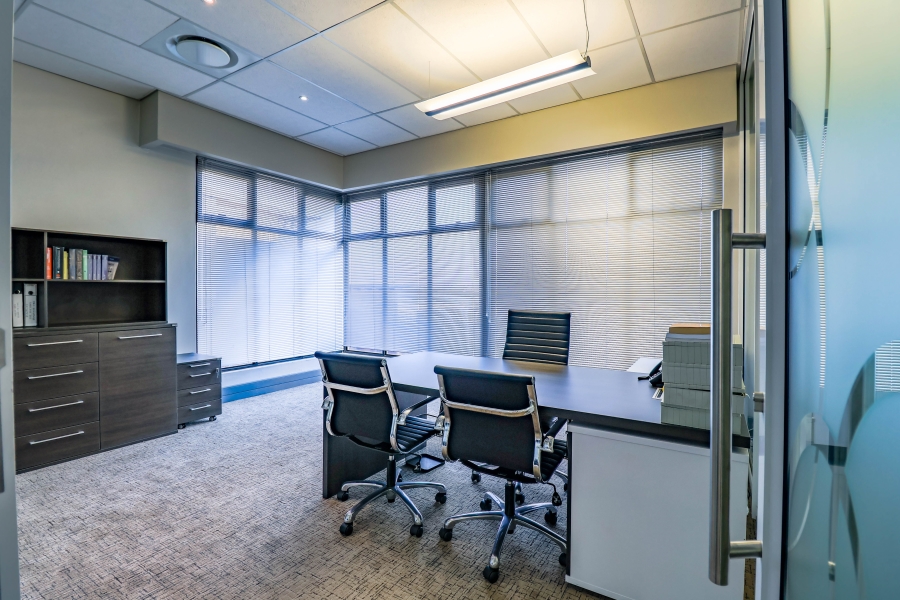 Commercial Property for Sale in Die Hoewes Gauteng