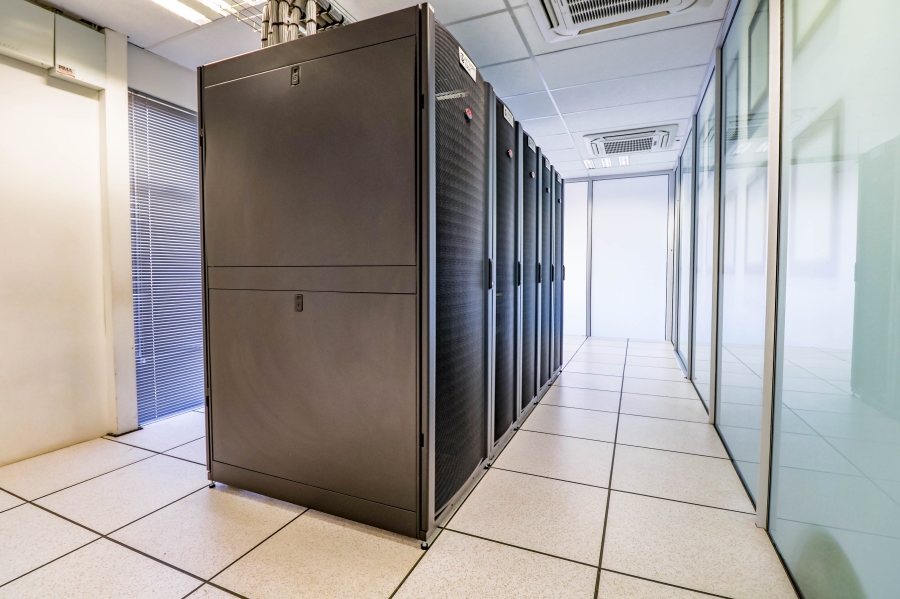 Commercial Property for Sale in Die Hoewes Gauteng