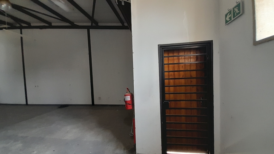 To Let commercial Property for Rent in President Park Gauteng