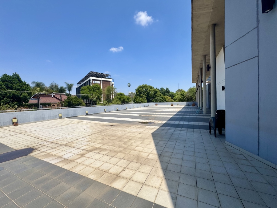 To Let commercial Property for Rent in Val de Grace Gauteng