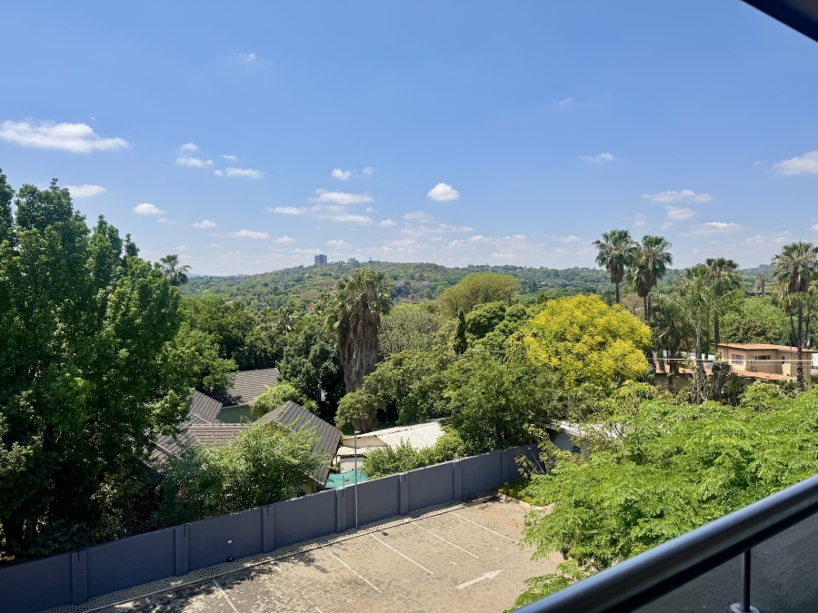 To Let commercial Property for Rent in Val de Grace Gauteng