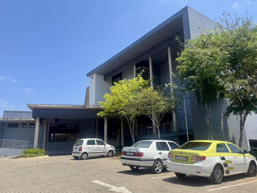 To Let commercial Property for Rent in Val de Grace Gauteng