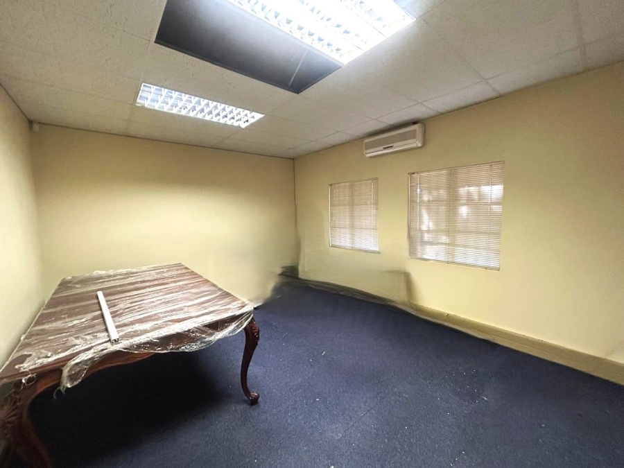 To Let commercial Property for Rent in Die Hoewes Gauteng