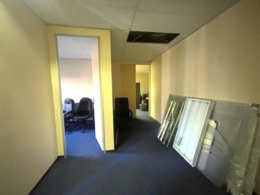 To Let commercial Property for Rent in Die Hoewes Gauteng