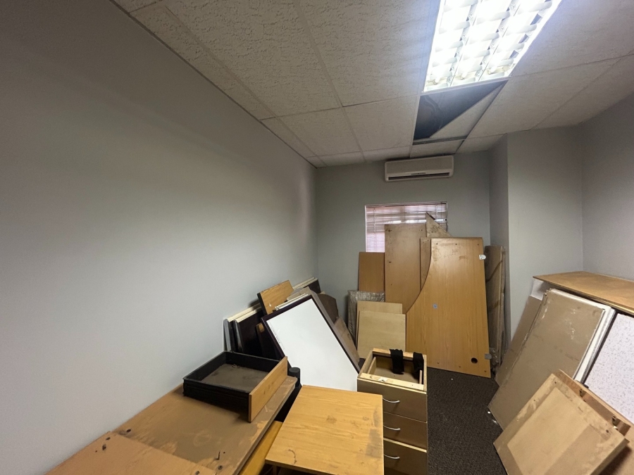 To Let commercial Property for Rent in Die Hoewes Gauteng