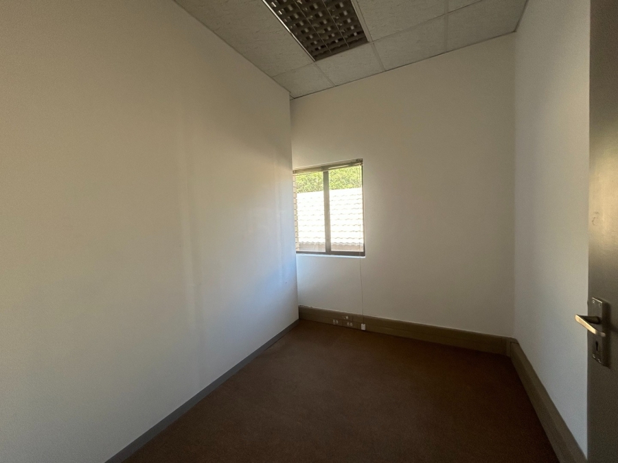 To Let commercial Property for Rent in Die Hoewes Gauteng
