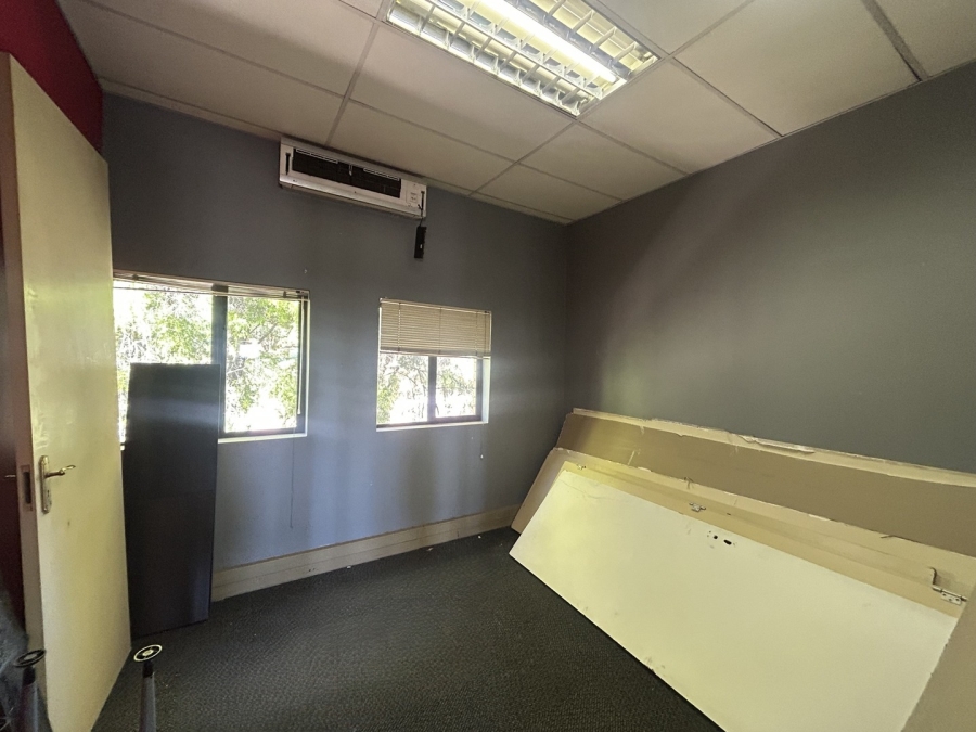 To Let commercial Property for Rent in Die Hoewes Gauteng