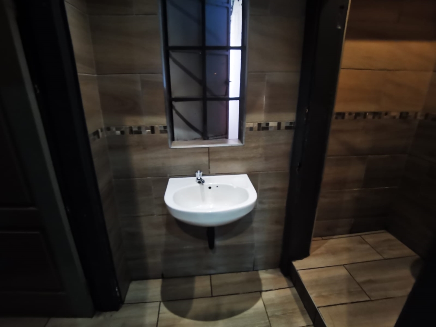 Commercial Property for Sale in Eloffsdal Gauteng