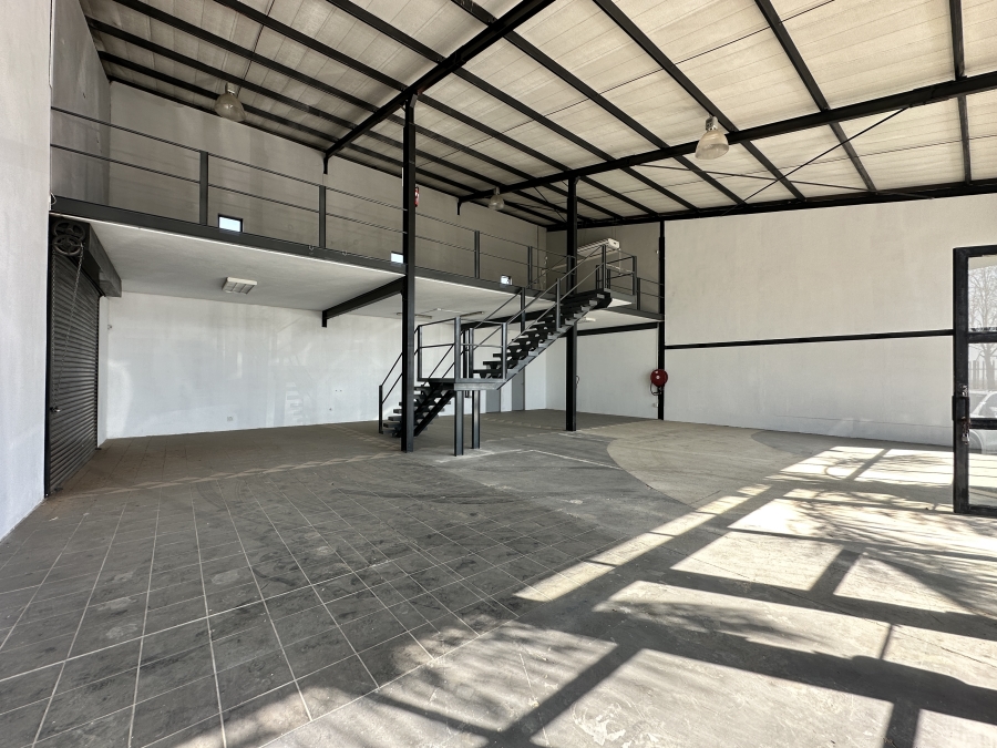 To Let commercial Property for Rent in Louwlardia Gauteng