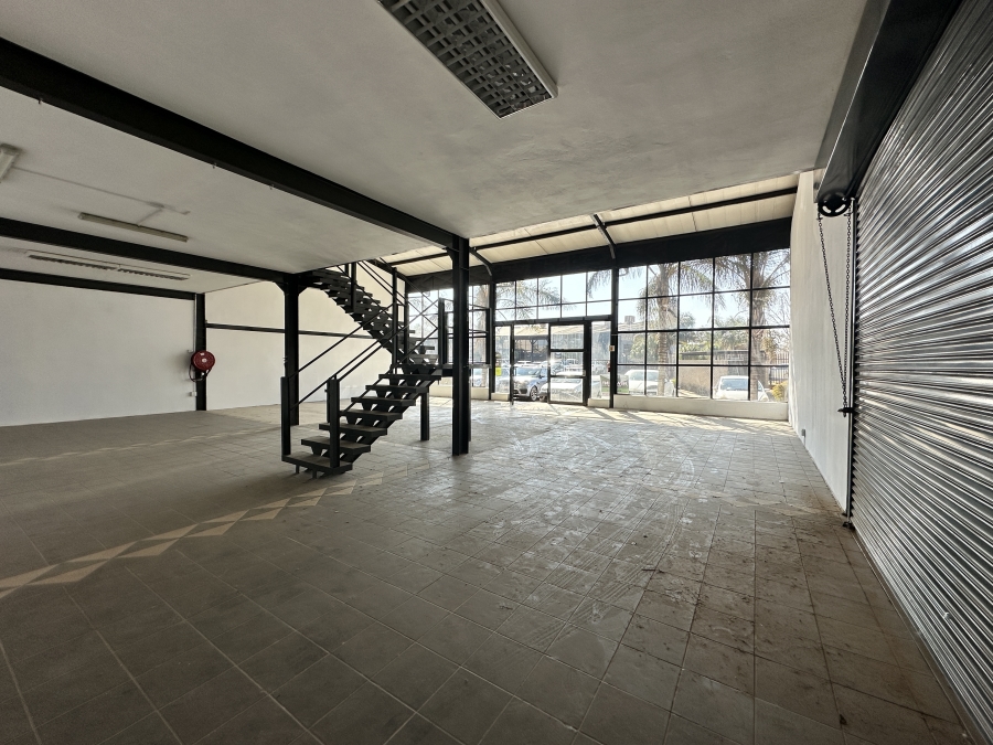 To Let commercial Property for Rent in Louwlardia Gauteng