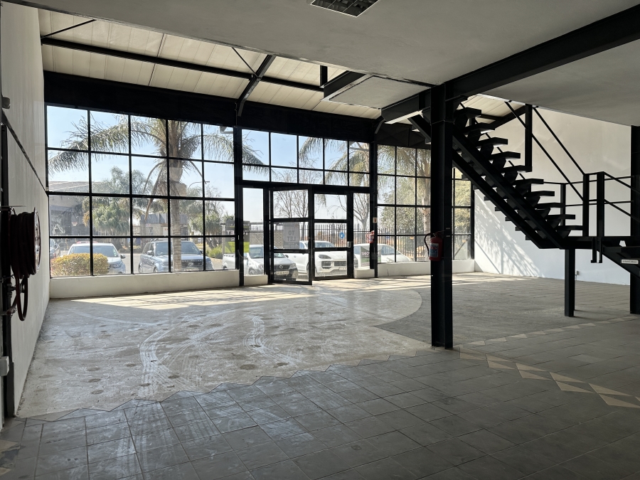 To Let commercial Property for Rent in Louwlardia Gauteng