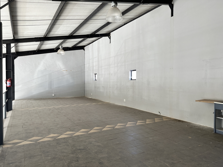 To Let commercial Property for Rent in Louwlardia Gauteng