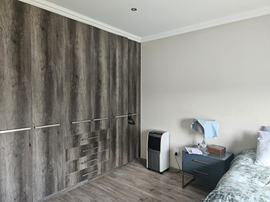 4 Bedroom Property for Sale in Eye of Africa Gauteng