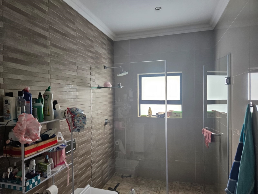 4 Bedroom Property for Sale in Eye of Africa Gauteng