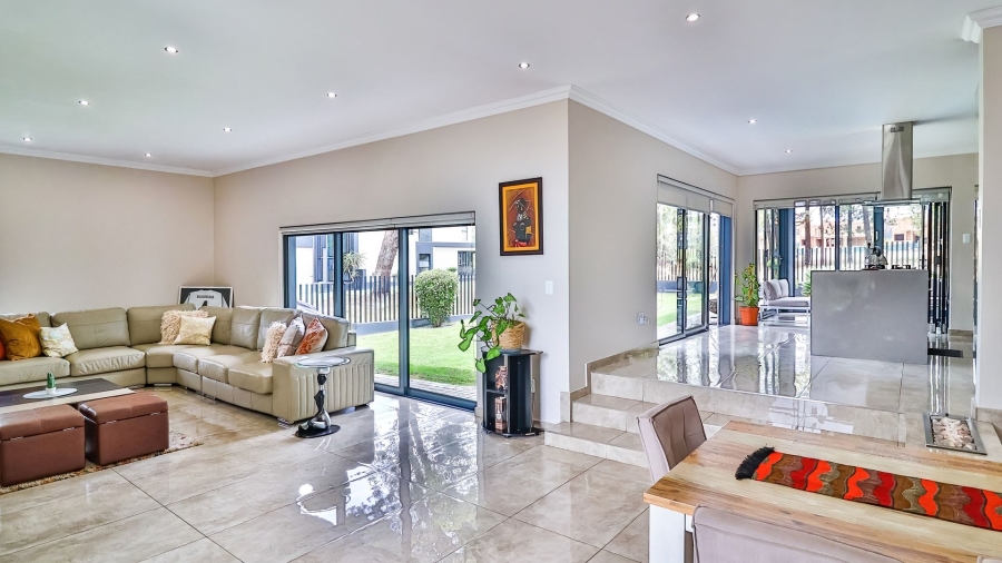 4 Bedroom Property for Sale in Eye of Africa Gauteng