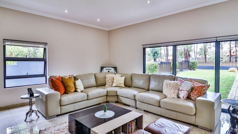 4 Bedroom Property for Sale in Eye of Africa Gauteng